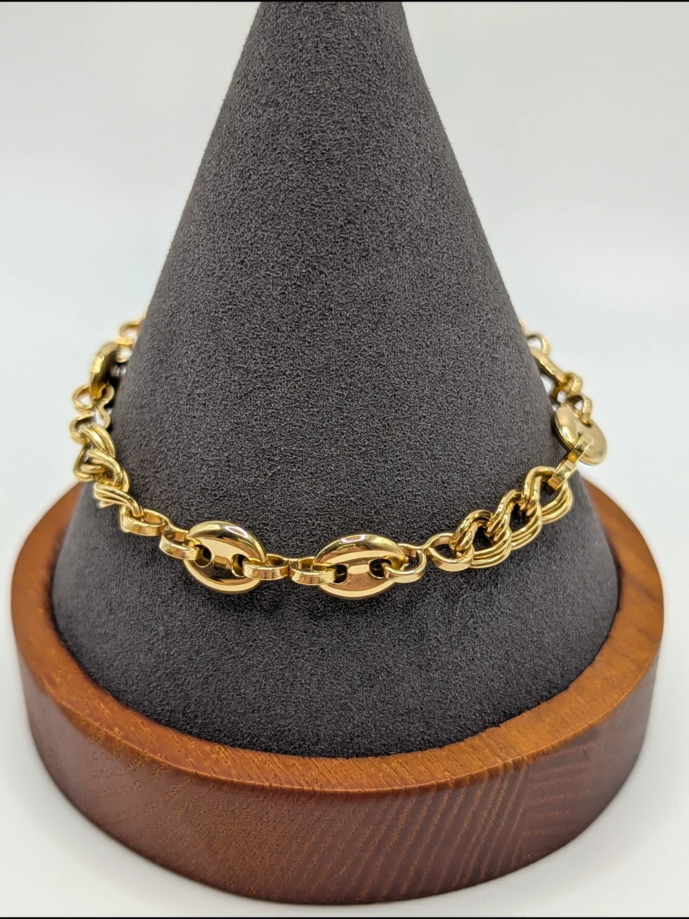 Gucci-style European Link 18k Gold Filled Bracelet - 7.5in - Picture 2 of 3